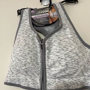Avía sports bra.  Zip front.  Tried on, never worn.